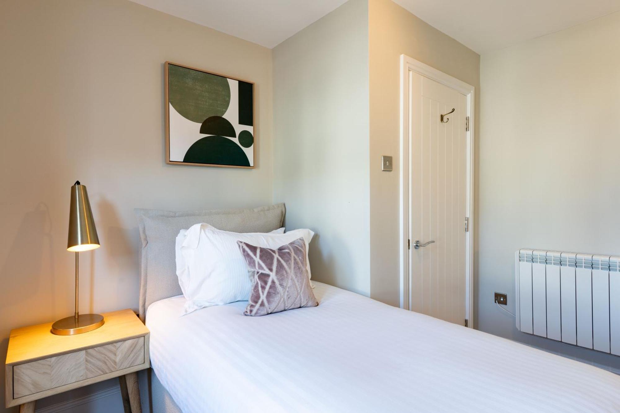 Wellington Place I Your Apartment Bristol Esterno foto
